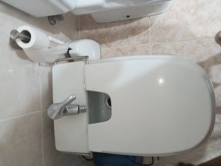 2 WC/2'BIDE/2 MUEBLES IGUALES/VARIOS