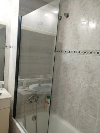 2 WC/2'BIDE/2 MUEBLES IGUALES/VARIOS
