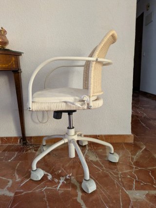 Silla de escritorio mimbre y metal