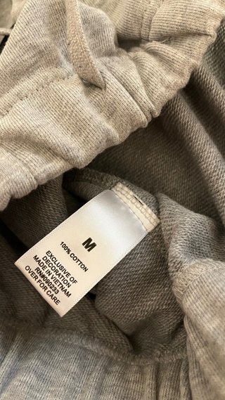Pantalones cortos ESSENTIALS FEAR OF GOD grises