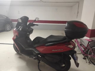 Kymco Superdink 125cc Maxi Scooter Muy cuidada