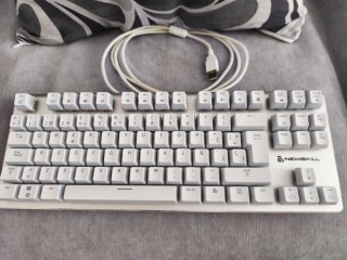 Teclado Gaming Newskill