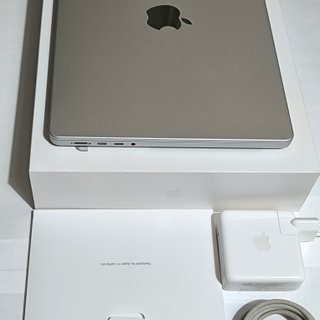 Macbook Pro con M1 Pro 512GB Completo - Come Nuovo