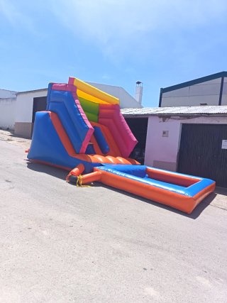 Alquiler Castillo Hinchable Agua