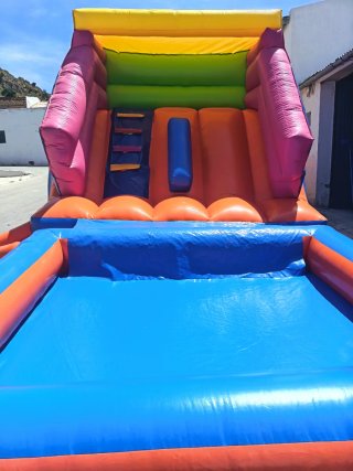 Alquiler Castillo Hinchable Agua