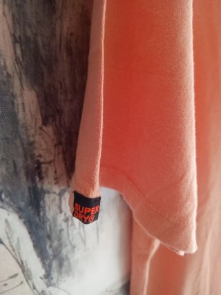 Camiseta Superdry Talla M nueva.