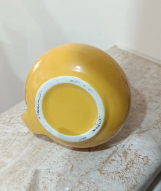 Piccola caraffa Portacandela gialla in ceramica