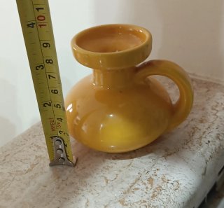 Piccola caraffa Portacandela gialla in ceramica
