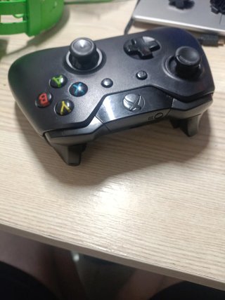Mando Xbox One Negro