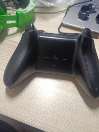 Mando Xbox One Negro