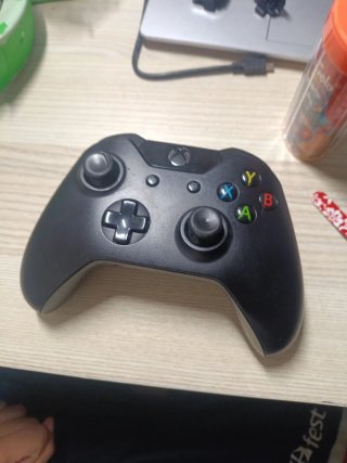 Mando Xbox One Negro