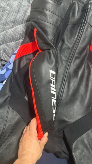 Mono Dainese 1 pieza Talla 54.