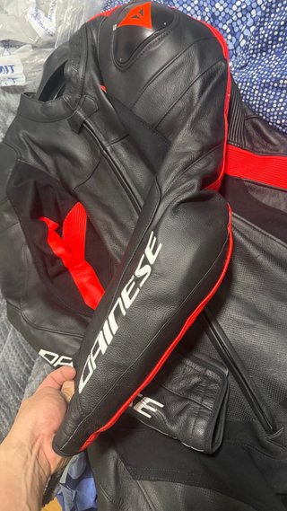 Mono Dainese 1 pieza Talla 54.