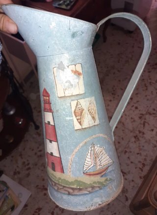 Jarra metálica decorativa náutica