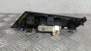 MANDO ELEVALUNAS DELANTERO DERECHO MAZDA 3 BERLINA (BL) 109307