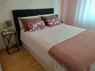 Conjunto Cama Canapé + Colchón + Cabecero mesillas