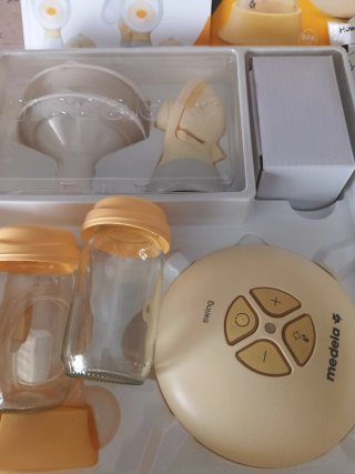Sacaleches Medela Swing Maxi Flex con bolsas