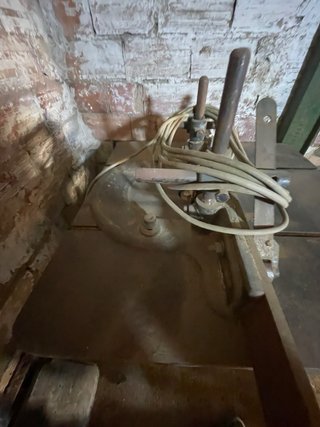 Máquina de carpintería y corte