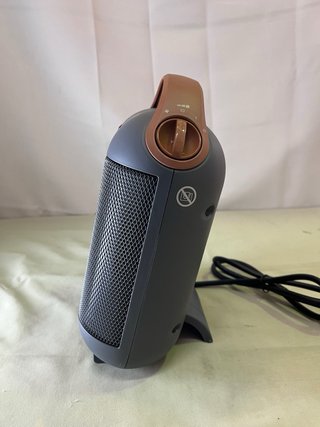 Calefactor Cerámico DeLonghi CAPSULE