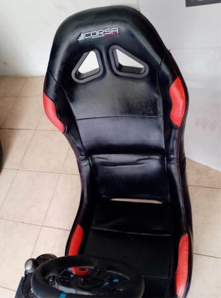 Postazione Gaming Logitech Volante e Sedile