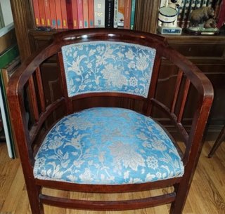 Conjunto Muebles Antiguos: Sillas y Bancada