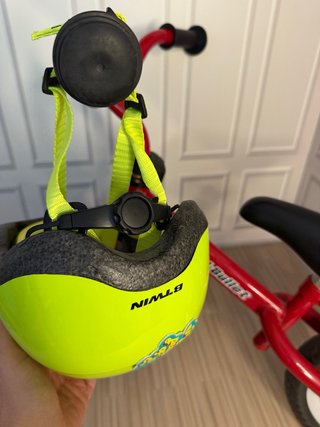 Bicicleta Chicco Red Bullet + Casco Btwin 2XS