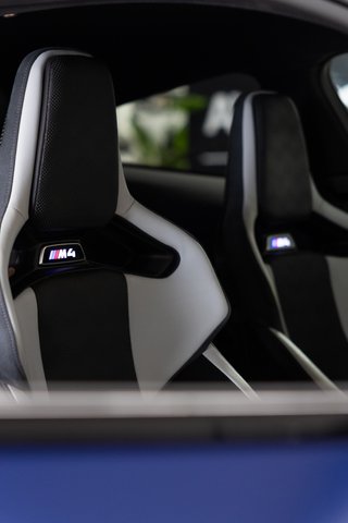 BMW M4 COMPETITION TRACK PACKAGE