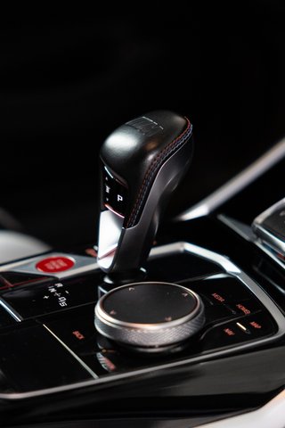 BMW M4 COMPETITION TRACK PACKAGE