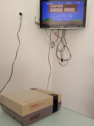 Nintendo NES solo Consola  versión Europea