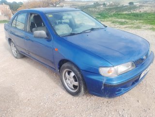 Nissan Almera 1999