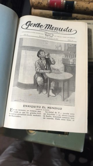 Libros antiguos Blanco y negro