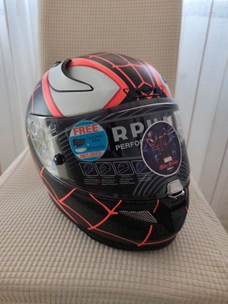 Casco HJC RPHA 11 Marvel Spiderman