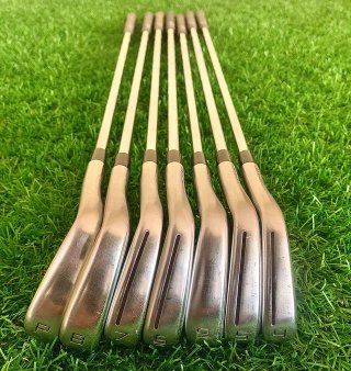 Taylormade P770 X-stiff palos golf clubs