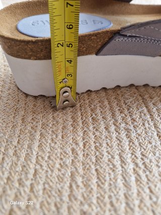 Sandalias Sweeks Beige/Plata Talla 37