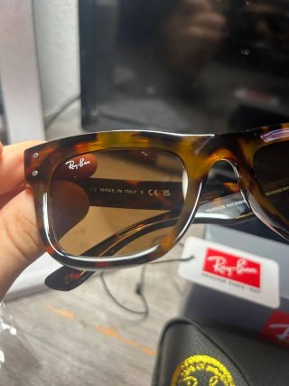 Ray-Ban Wayfarer Reverse RB0502S Mujer Marrón