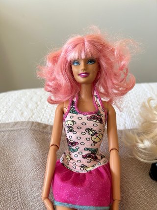 Barbie Fashionista Swappin' Styles Muñeca