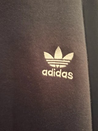 Sudadera Adidas oversize negra