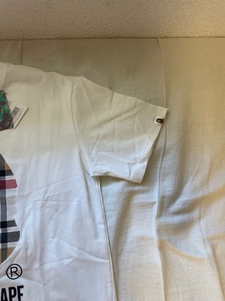 Camiseta BAPE x Burberry Multicolor Blanca