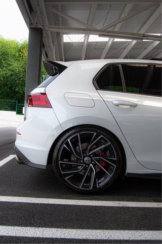 VOLKSWAGEN GOLF GTI MK8 CS