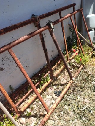 Estructura de andamio metálico