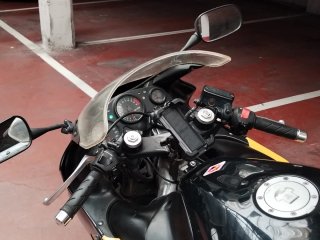 Honda CBR 600 F Negra y Amarilla