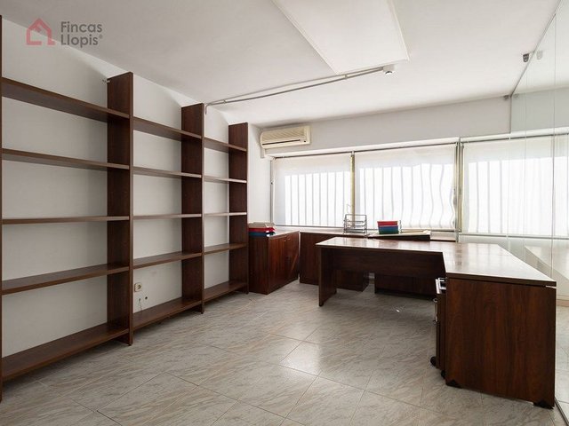 Local comercial en venta en La Marina de Port en Barcelona - Imagen 10