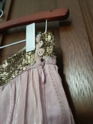 Falda larga con cintura de lentejuelas
