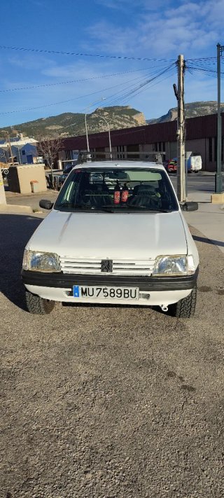 Peugeot 205 1998