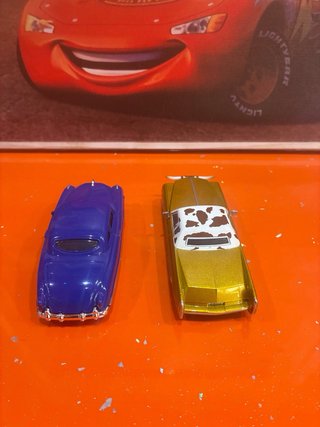2 Coches de Metal Cars Nuevos