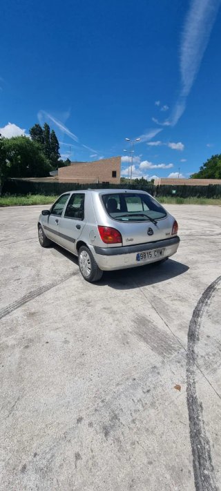 Ford Fiesta 2000
