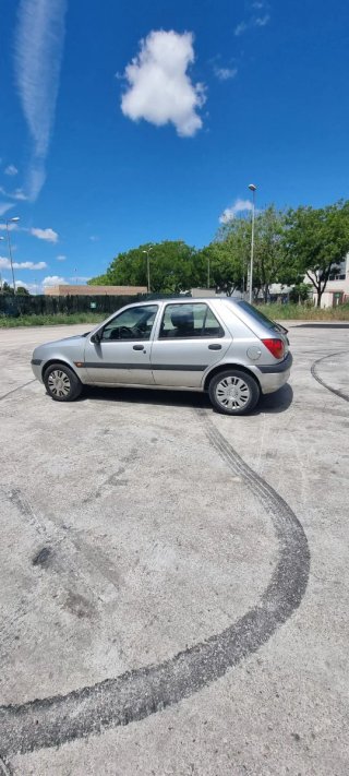 Ford Fiesta 2000