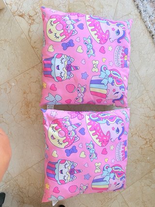 2 Cojines Infantiles Unicornios y Dulces
