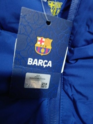 Anorak FC Barcelona Azul. Sin estrenar.