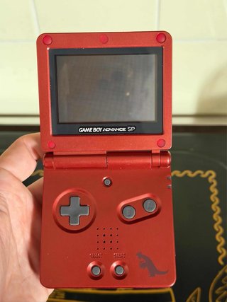 Game Boy Advance SP Edizione Groudon con scatola